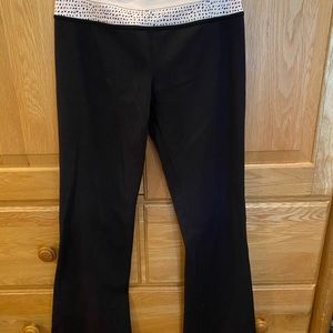lululemon yoga pant (flare bottom)